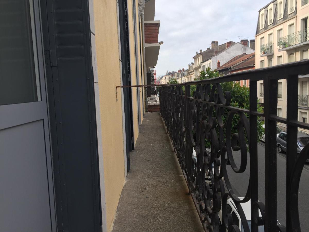Villa Tarbis Tarbes Centre Ville , Appartements Tout Confort Rom bilde